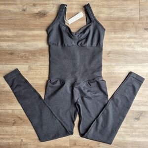 NWT Buff Bunny Corset Charcoal Gray Bodysuit Seamless Shapewear Small 24" Inseam